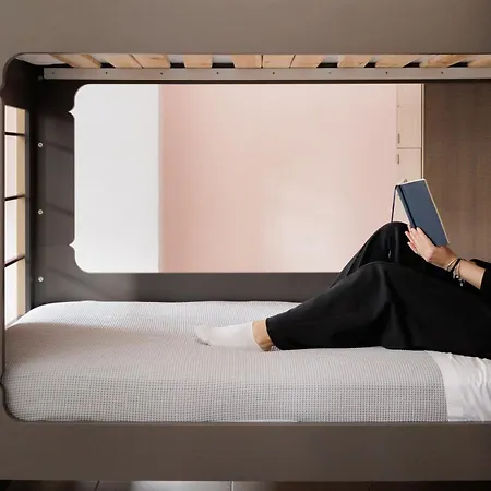 Local Hostel&suites Hostal Potamós