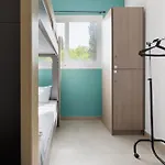 Hostel Local & *