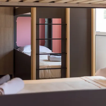 Local & Vandrarhem Potamós