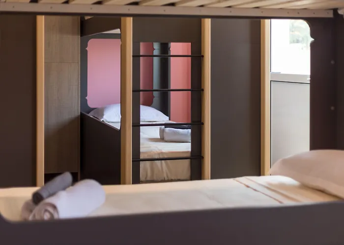 Local & Hostel Potamos (Corfu)